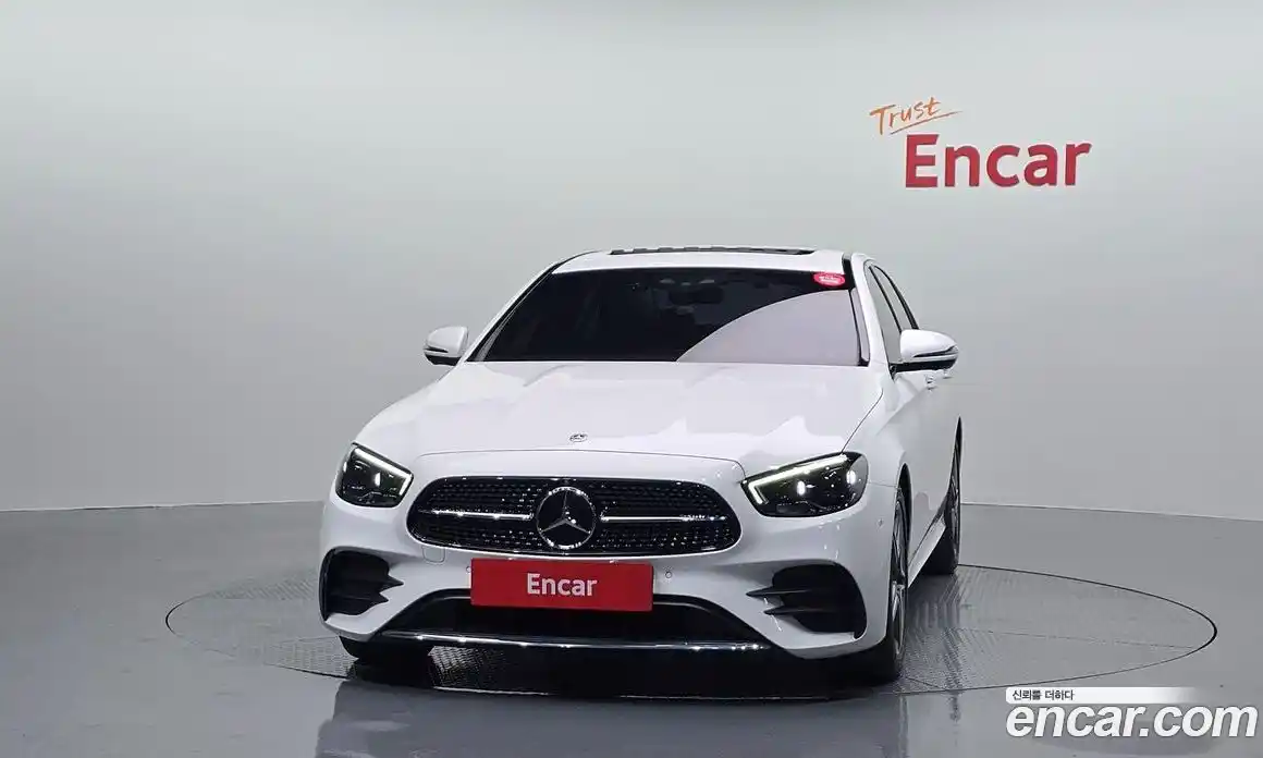 Mercedes-Benz E-Class 2023 2.0 Автомат в Москве № 466408, фото 3