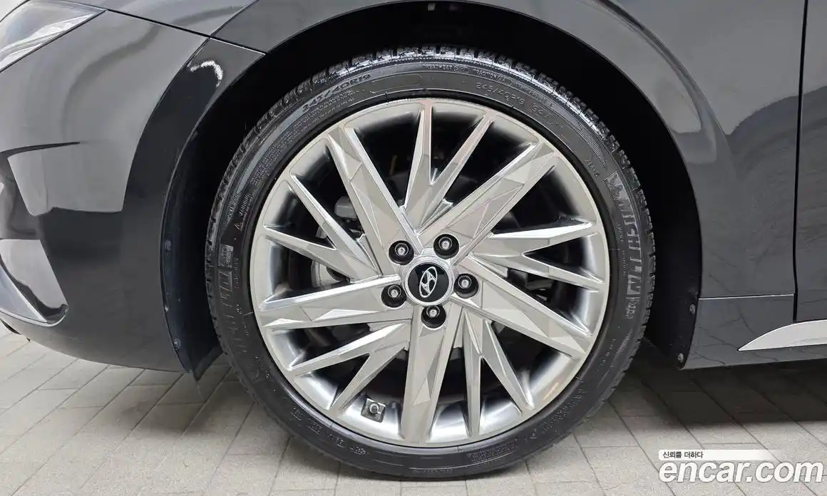 Hyundai Grandeur 2020 2.5 Автомат в Москве № 50060, фото 3