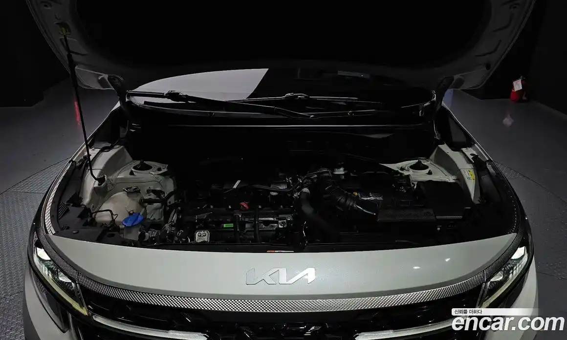 Kia Seltos 2023 1.6 Автомат в Москве № 54685, фото 15