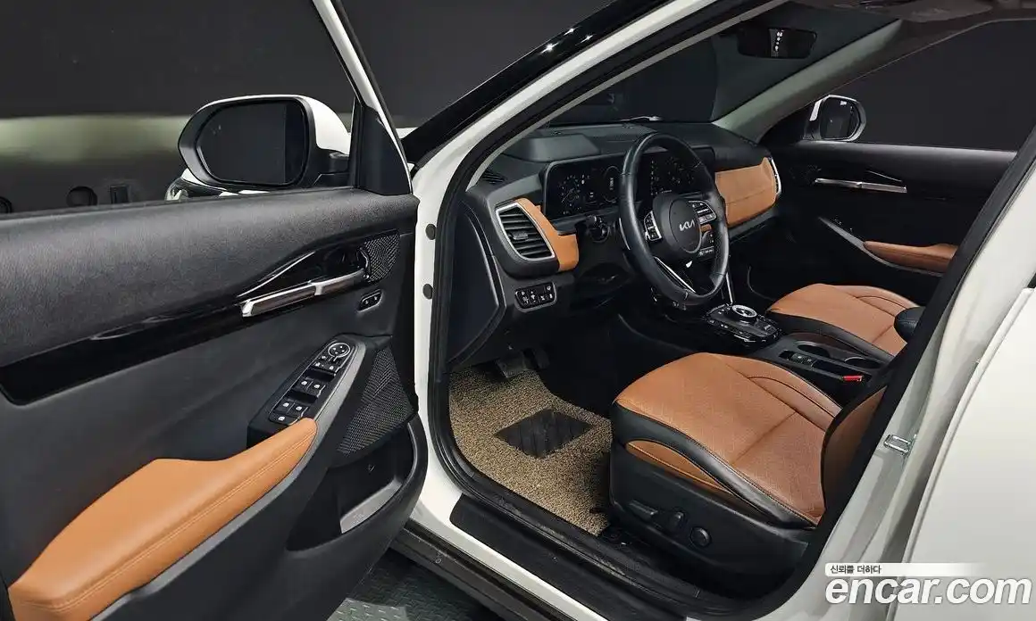 Kia Seltos 2023 1.6 Автомат в Москве № 54685, фото 8