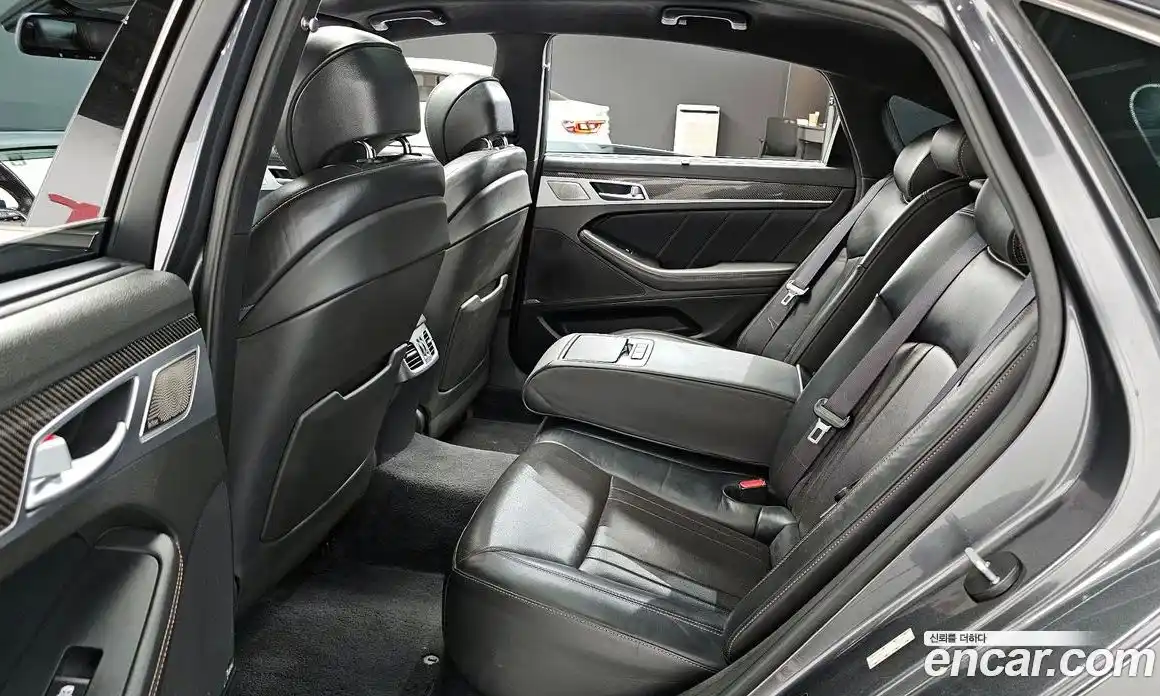 Genesis G80 2018 3.3 Автомат в Москве № 57082, фото 5