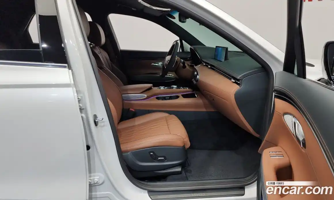 Genesis GV70 2023 2.5 Автомат в Москве № 59103, фото 11