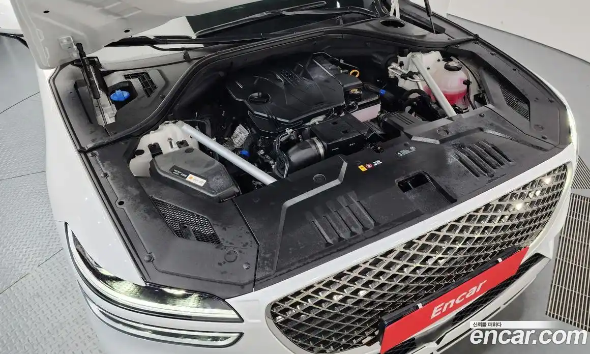 Genesis GV70 2023 2.5 Автомат в Москве № 59103, фото 6