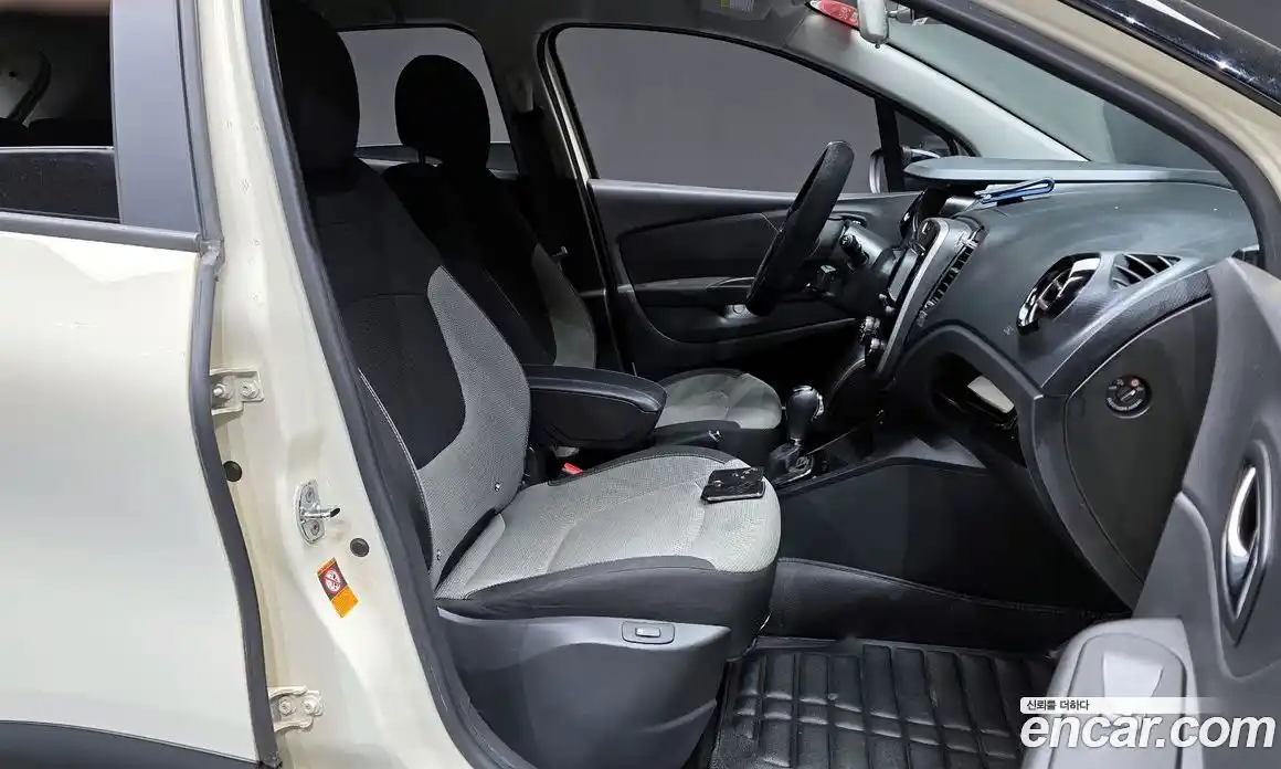 Renault QM3 2014 1.5 Автомат в Москве № 61846, фото 11