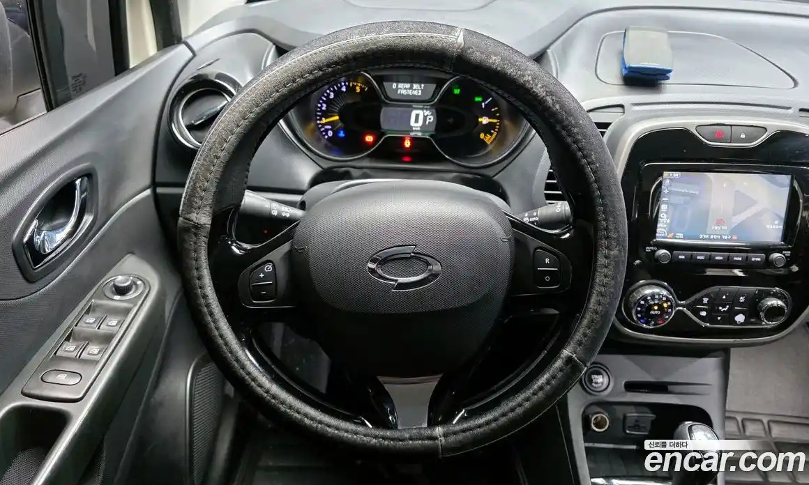 Renault QM3 2014 1.5 Автомат в Москве № 61846, фото 13