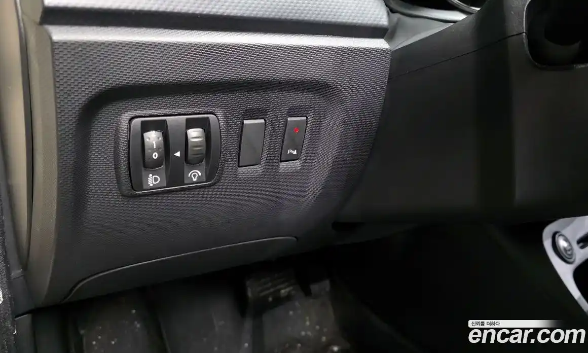 Renault QM3 2014 1.5 Автомат в Москве № 61846, фото 15