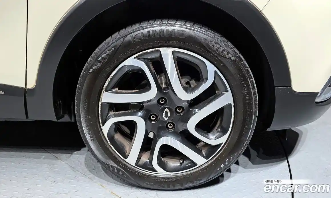 Renault QM3 2014 1.5 Автомат в Москве № 61846, фото 5