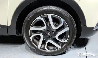 Renault QM3 2014 1.5 Автомат в Москве № 61846, миниатюра 5