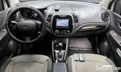 Renault QM3 2014 1.5 Автомат в Москве № 61846, миниатюра 7