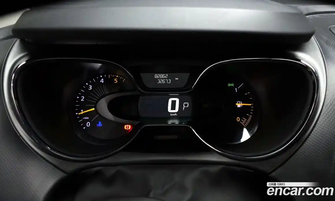 Renault QM3 2014 1.5 Автомат в Москве № 61846, фото 8