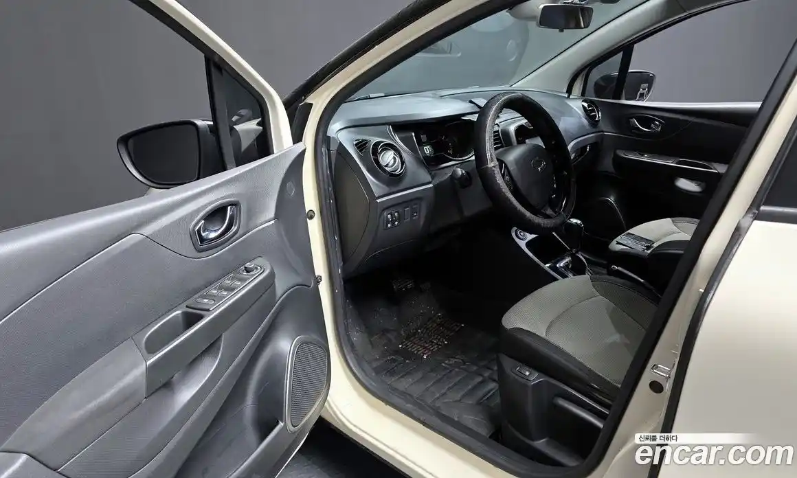 Renault QM3 2014 1.5 Автомат в Москве № 61846, фото 10