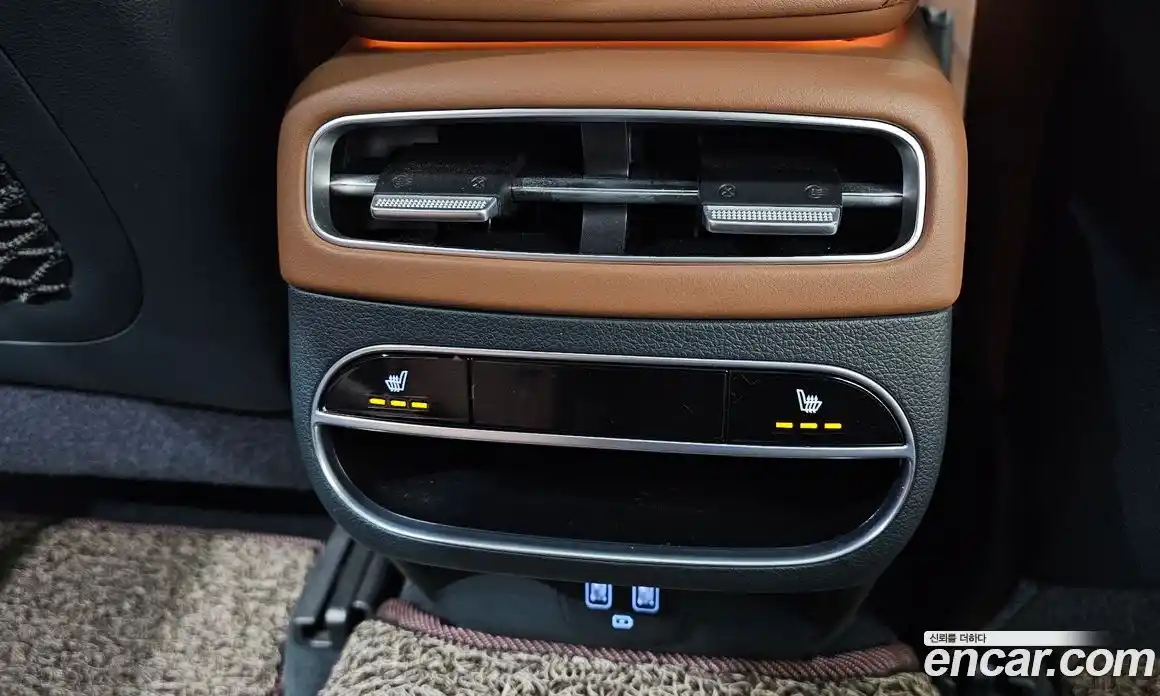 Genesis GV70 2022 2.2 Автомат в Москве № 81695, фото 12