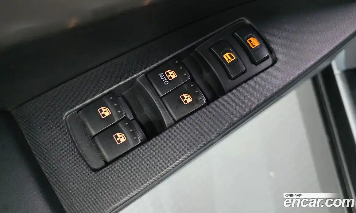 SsangYong Korando 2015 2.0 Автомат в Москве № 83118, фото 16