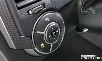 SsangYong Korando 2015 2.0 Автомат в Москве № 83118, миниатюра 9