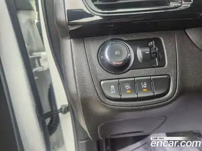 Chevrolet Spark 2016 1.0 Автомат в Москве № 88433, миниатюра 11