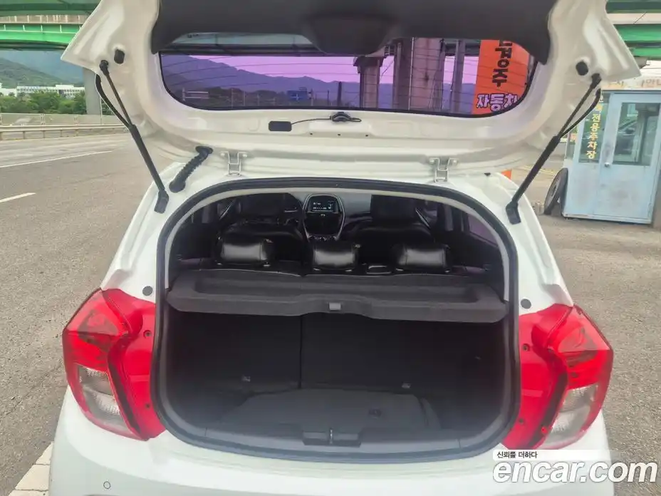 Chevrolet Spark 2016 1.0 Автомат в Москве № 88433, фото 16