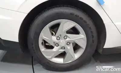 Hyundai Sonata 2024 2.0 Автомат в Москве № 9374, миниатюра 5