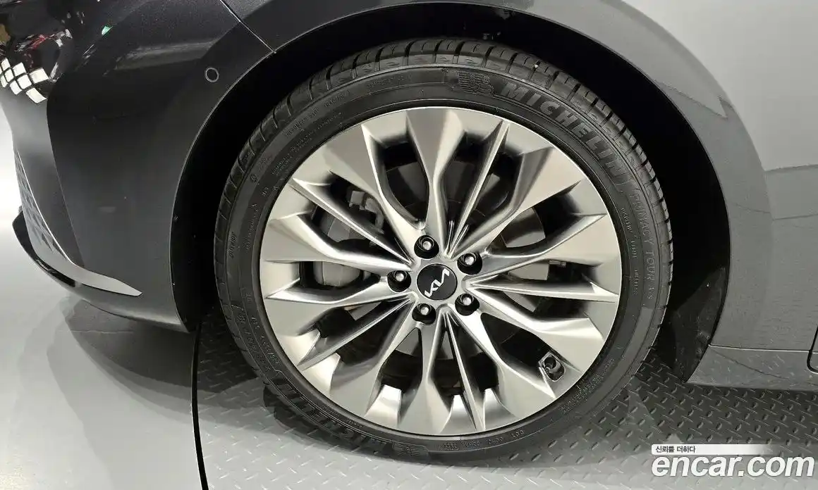 Kia K8 2023 3.5 Автомат в Москве № 95202, фото 3