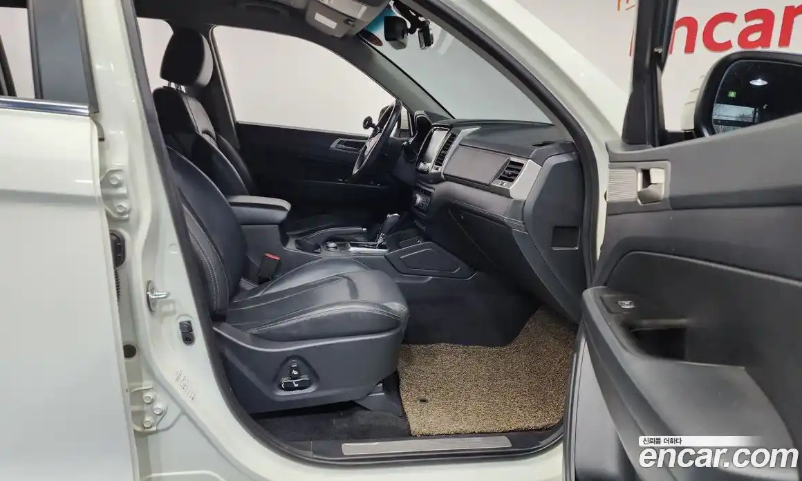 SsangYong Rexton 2018 2.2 Автомат в Москве № 97798, фото 19