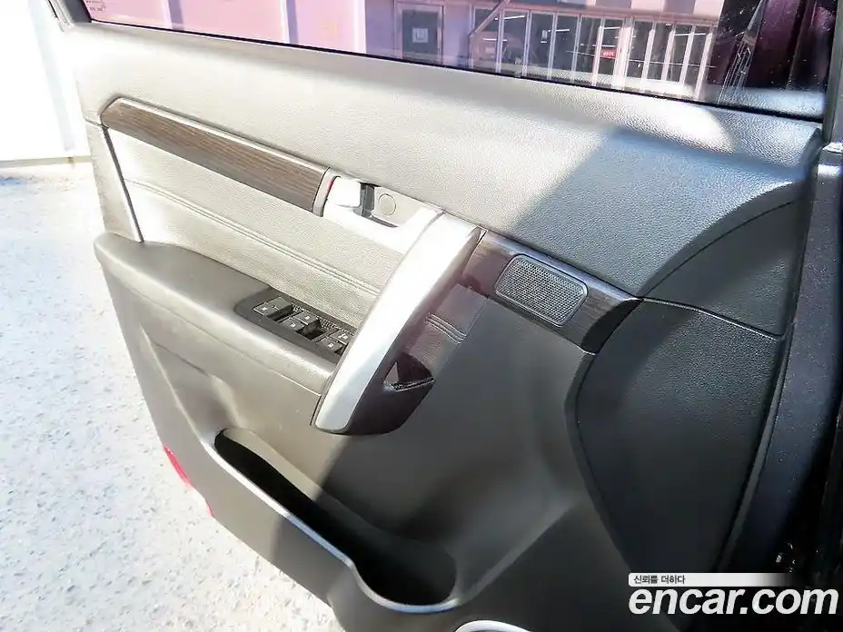 Chevrolet Captiva 2014 2.2 Автомат в Москве № 103587, фото 11