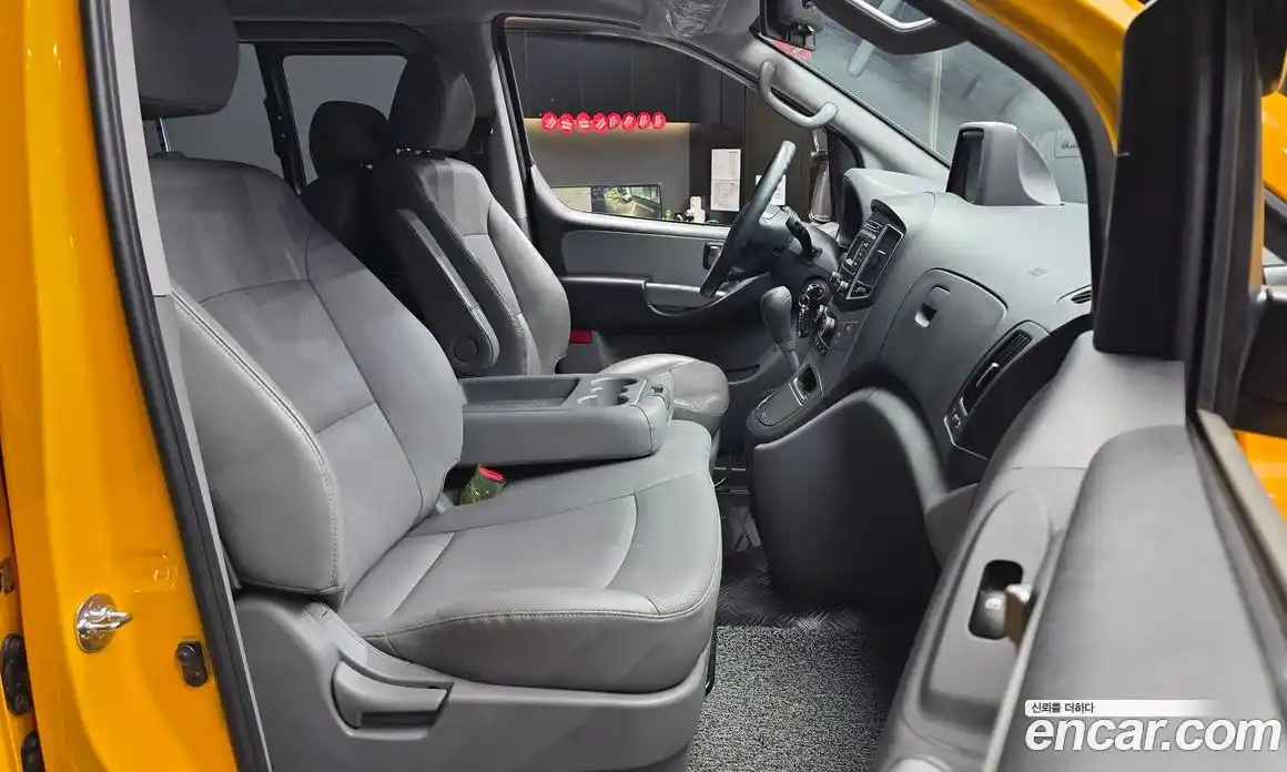 Hyundai Starex 2019 2.4 Автомат в Москве № 109376, фото 18