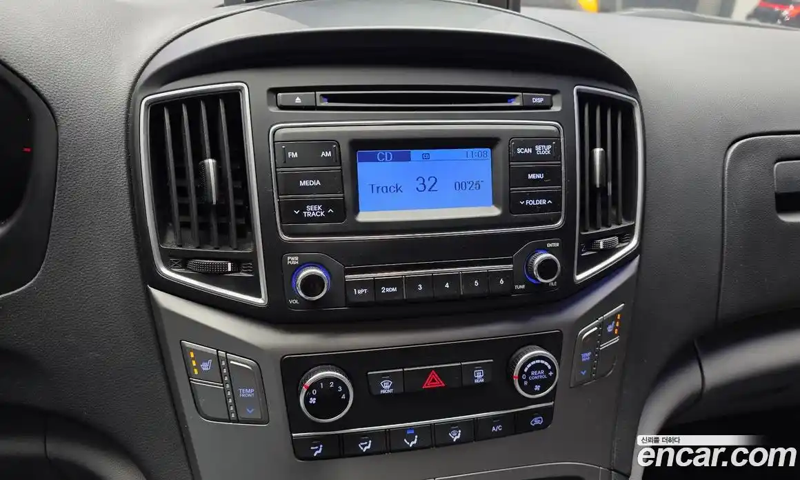 Hyundai Starex 2019 2.4 Автомат в Москве № 109376, фото 20