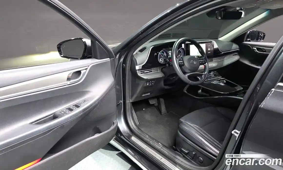 Hyundai Grandeur 2022 2.4 Автомат в Москве № 113175, фото 14