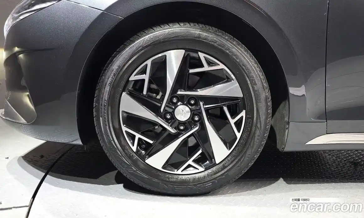 Hyundai Grandeur 2022 2.4 Автомат в Москве № 113175, фото 16