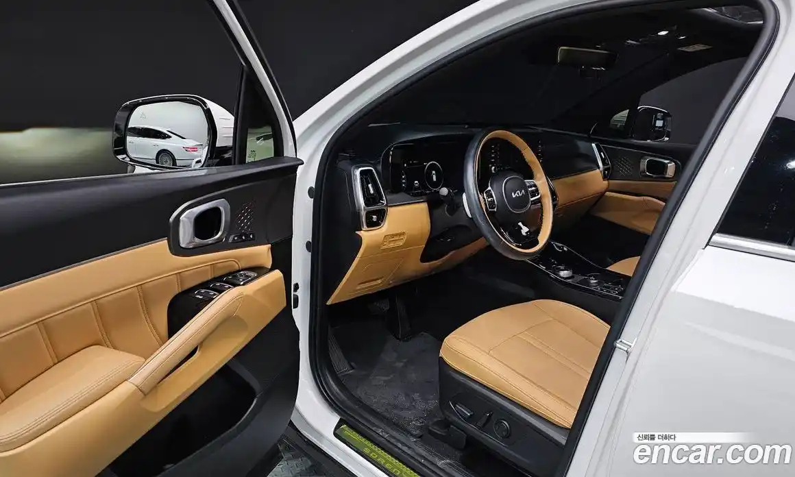 Kia Sorento 2023 1.6 Автомат в Москве № 115319, фото 1