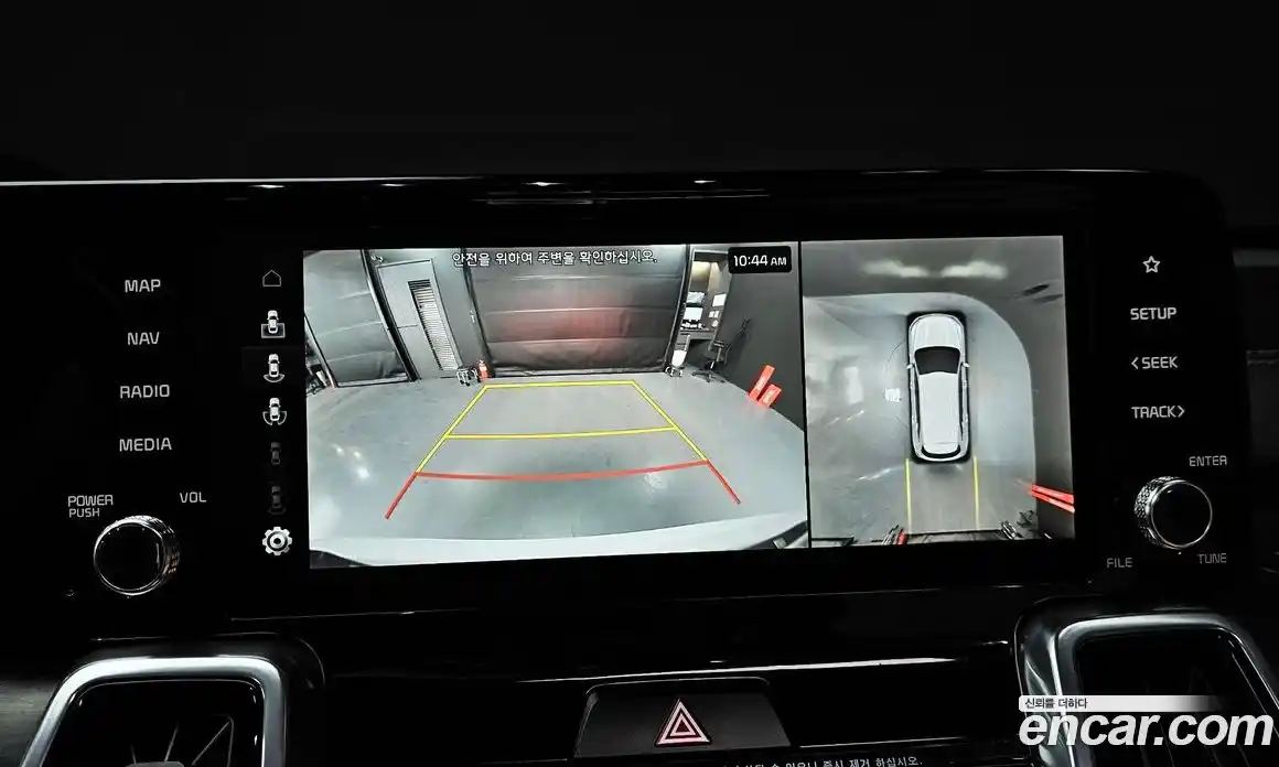 Kia Sorento 2023 1.6 Автомат в Москве № 115319, фото 13