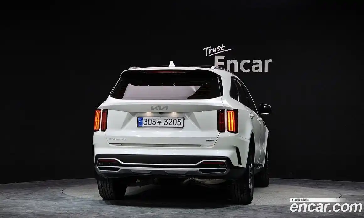 Kia Sorento 2023 1.6 Автомат в Москве № 115319, фото 17