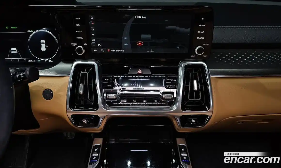 Kia Sorento 2023 1.6 Автомат в Москве № 115319, фото 4