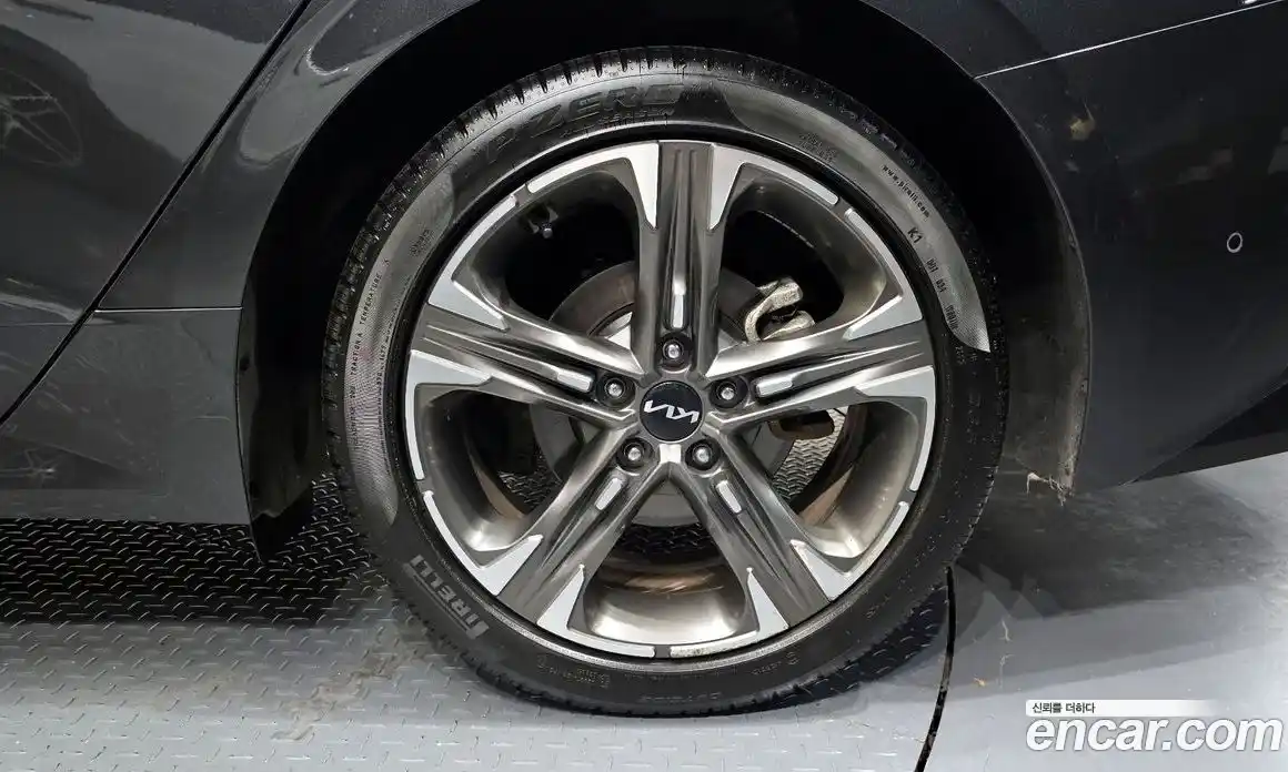 Kia K5 2023 2.0 Автомат в Москве № 121340, фото 3