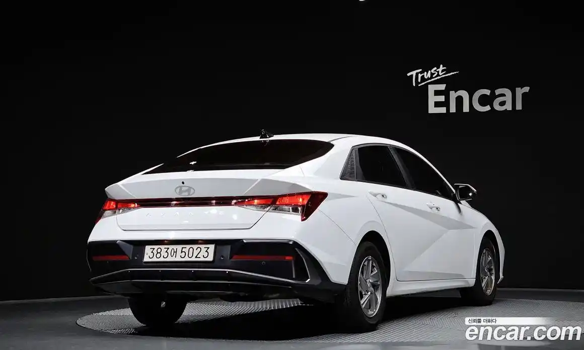 Hyundai Avante 2024 1.6 Автомат в Москве № 122751, фото 16