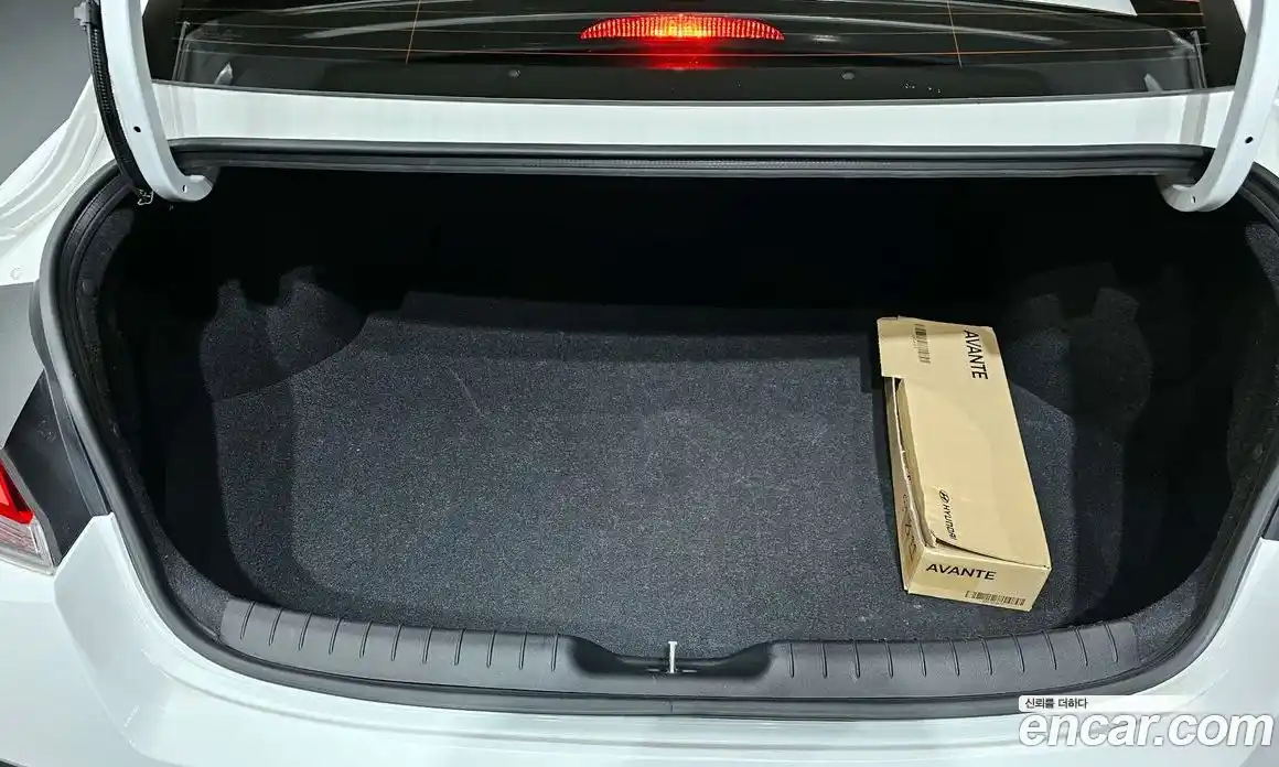 Hyundai Avante 2024 1.6 Автомат в Москве № 122751, фото 17