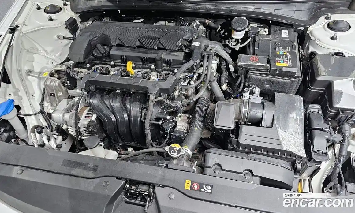 Hyundai Avante 2024 1.6 Автомат в Москве № 122751, фото 2