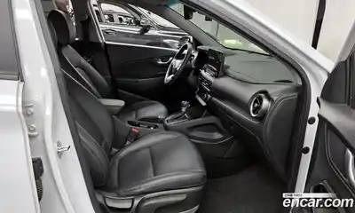 Hyundai Kona 2021 1.6 Автомат в Москве № 126444, миниатюра 10