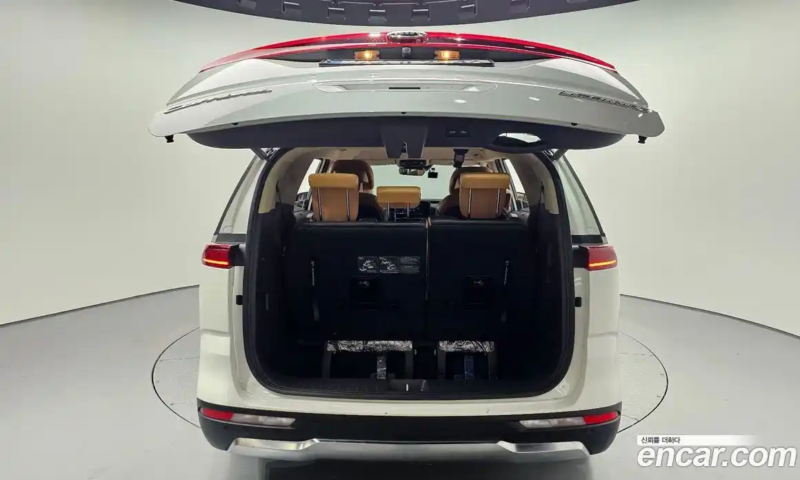 Kia Canival 2021 2.2 Автомат в Москве № 132903, фото 4