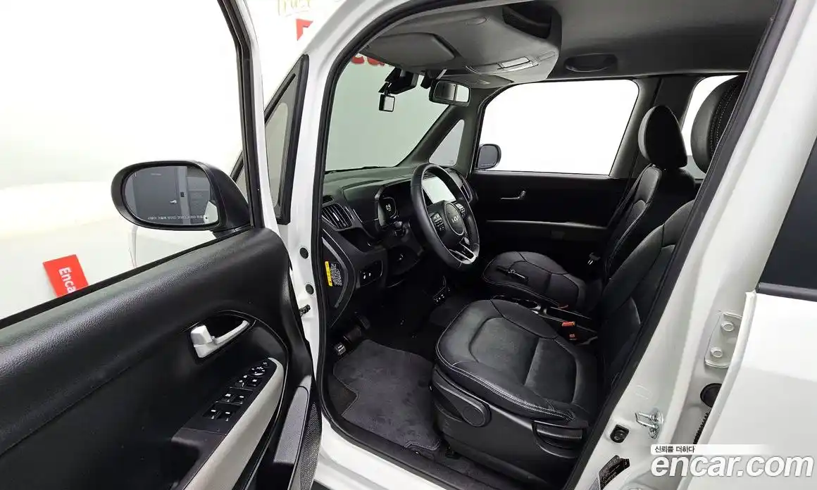 Kia Ray 2023 1.0 Автомат в Москве № 13526, фото 1