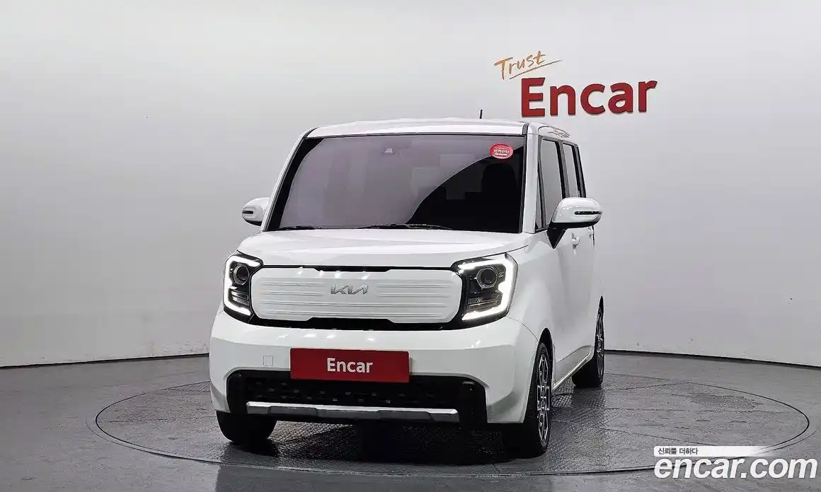 Kia Ray 2023 1.0 Автомат в Москве № 13526, фото 2