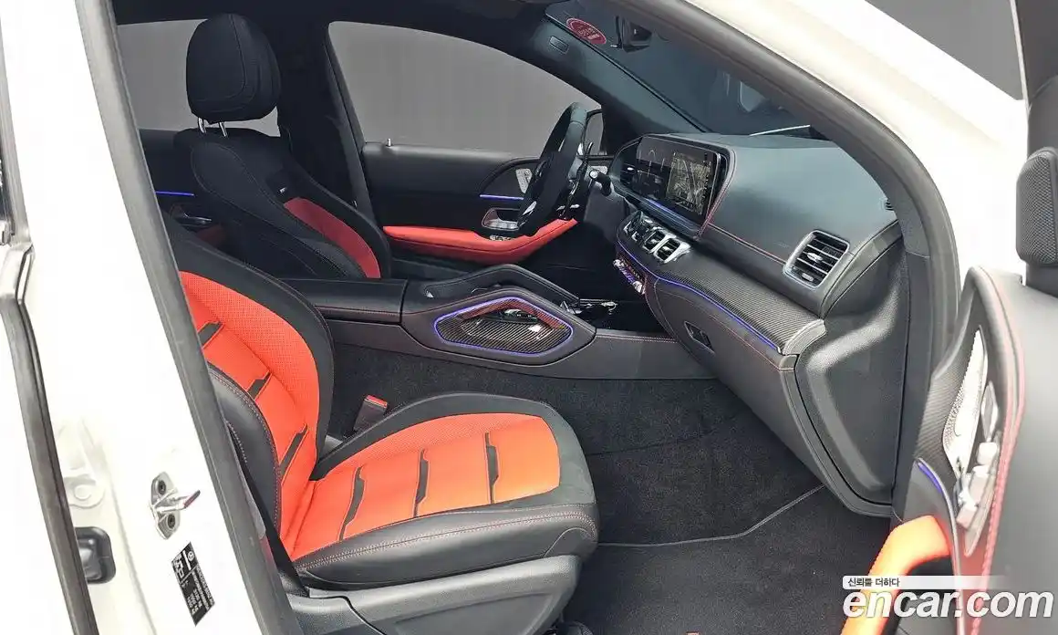 Mercedes-Benz GLE-Class 2023 4.0 Автомат в Москве № 138539, фото 2