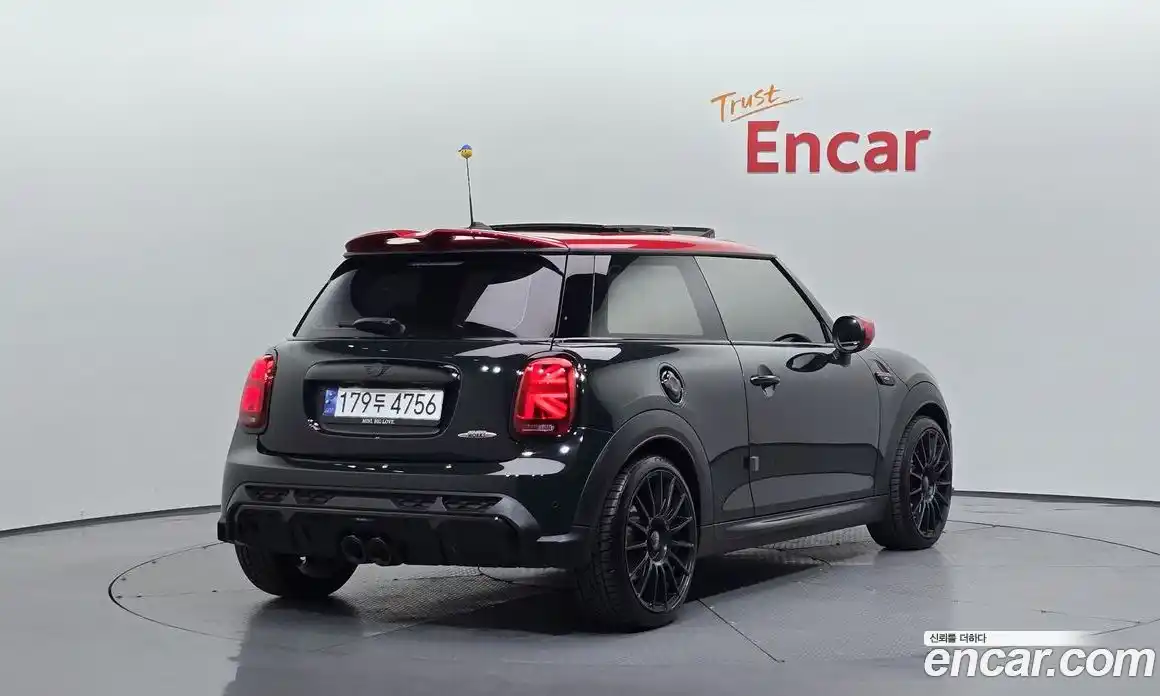 Mini Cooper 2024 2.0 Автомат в Москве № 141047, фото 2