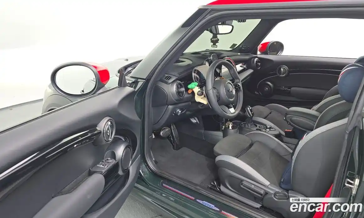 Mini Cooper 2024 2.0 Автомат в Москве № 141047, фото 10