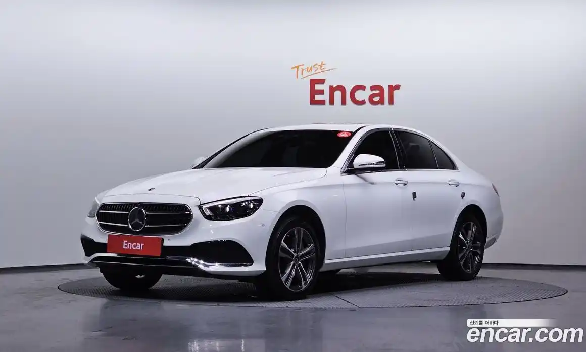 Mercedes-Benz E-Class 2022 2.0 Автомат в Москве № 143188, фото 11