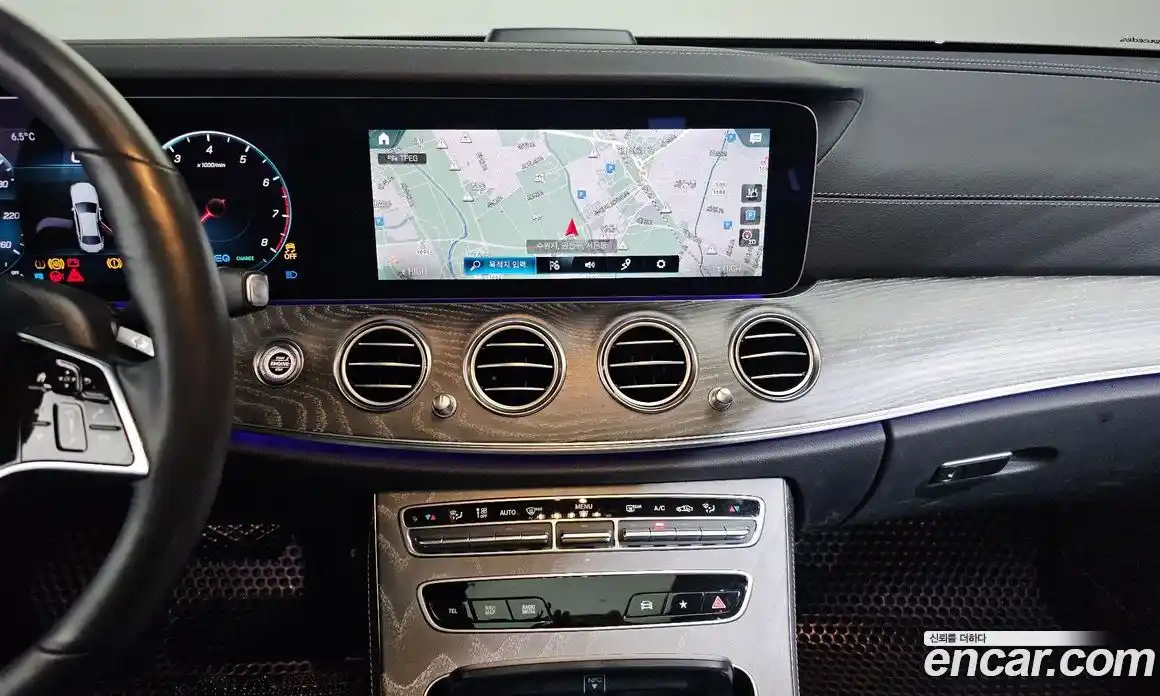 Mercedes-Benz E-Class 2022 2.0 Автомат в Москве № 143188, фото 14