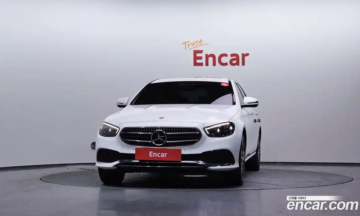 Mercedes-Benz E-Class 2022 2.0 Автомат в Москве № 143188, фото 19