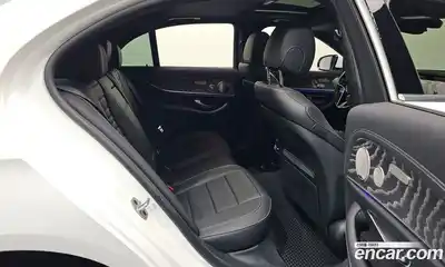 Mercedes-Benz E-Class 2022 2.0 Автомат в Москве № 143188, миниатюра 9