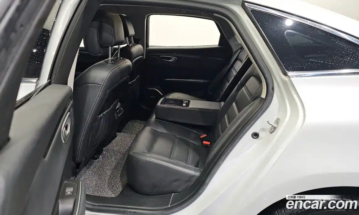 Renault SM6 2017 1.6 Автомат в Москве № 148439, фото 1