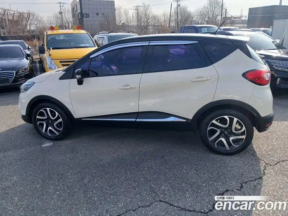 Renault QM3 2015 1.5 Автомат в Москве № 153023, фото 6