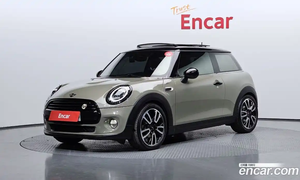 Mini Cooper 2019 1.5 Автомат в Москве № 153676, фото 12